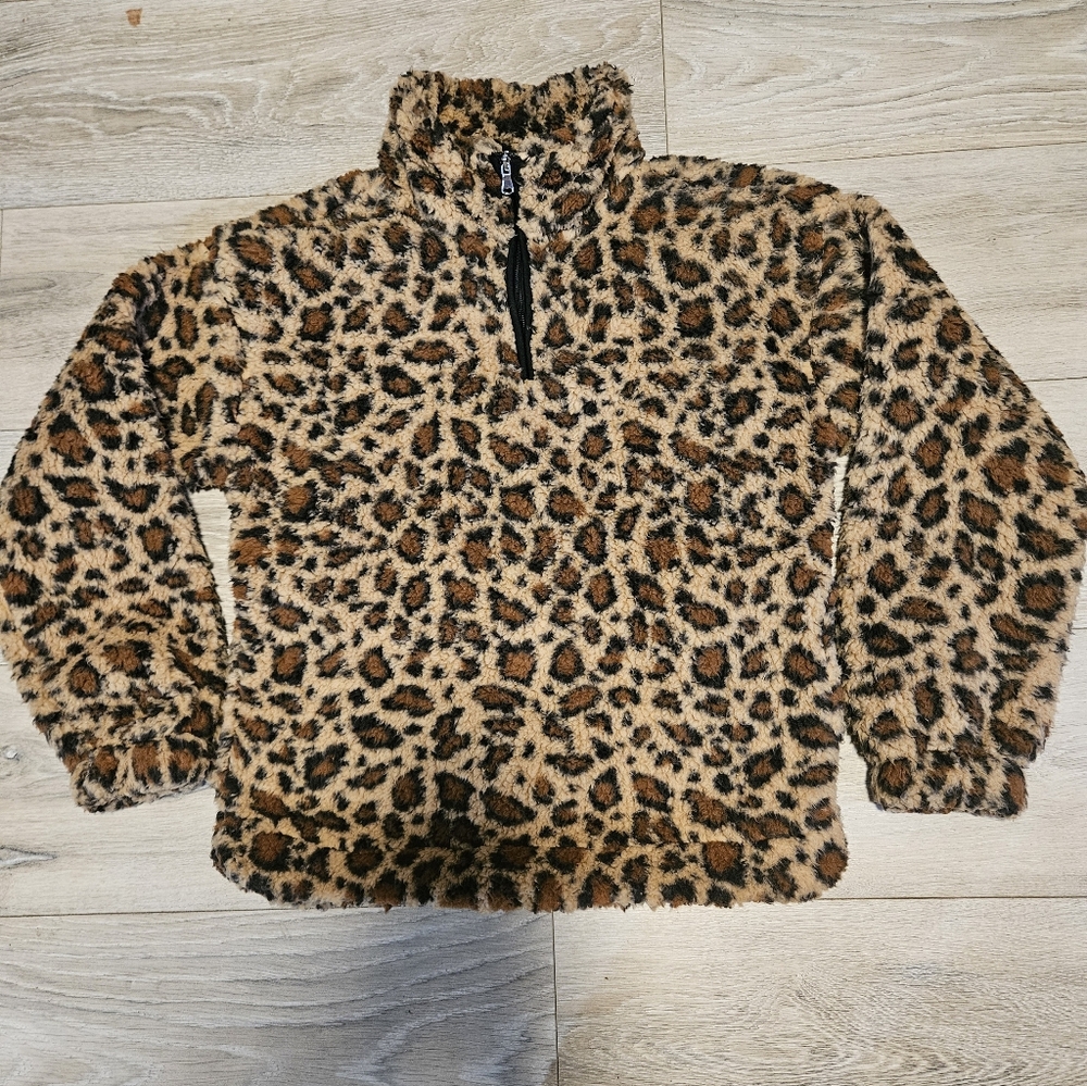 NWT Emily Daniels 1/4 Zip Faux Fur Leopard Print Pullover Sweater Women's Small